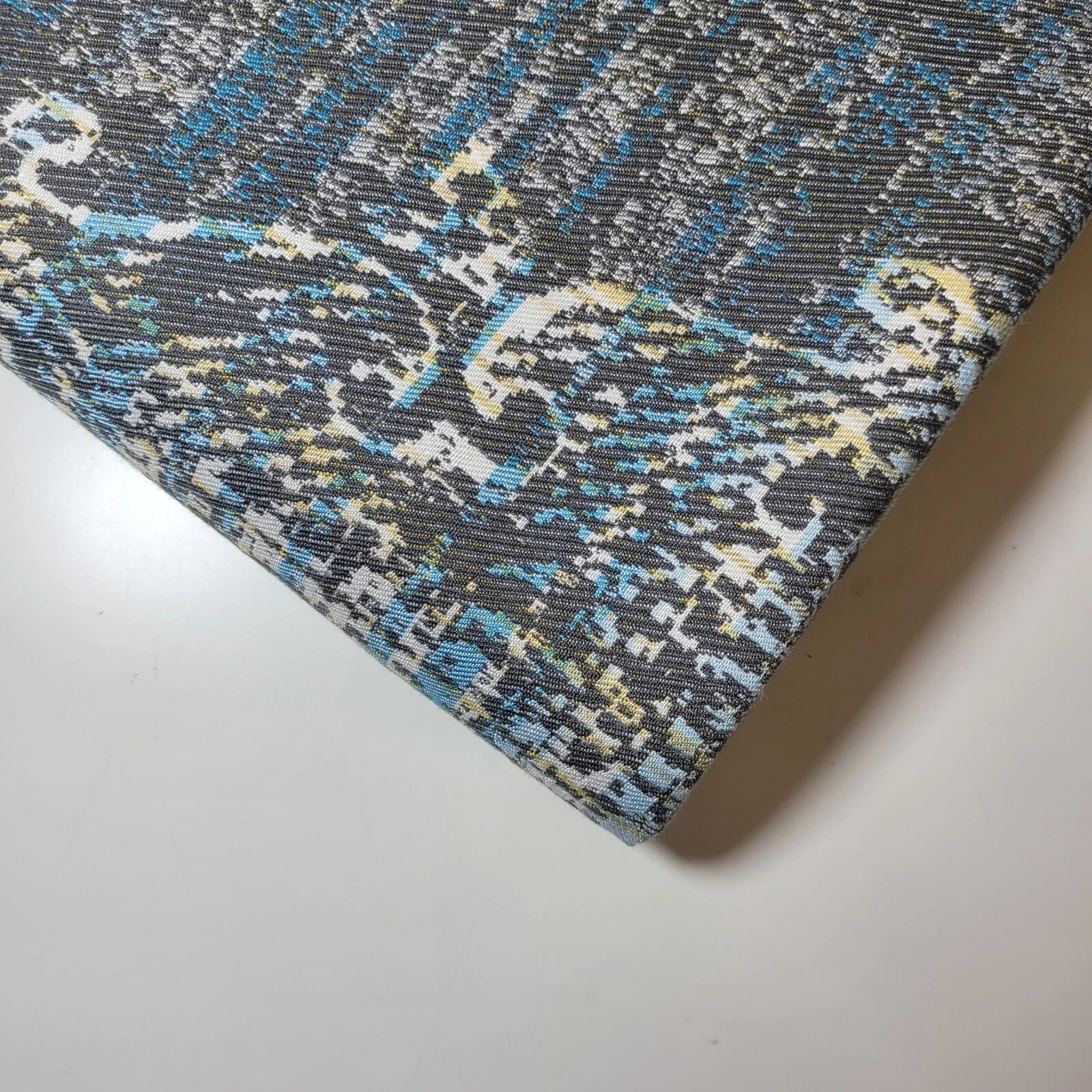 Ex-Designer Stock Upholstery Fabrics – 58