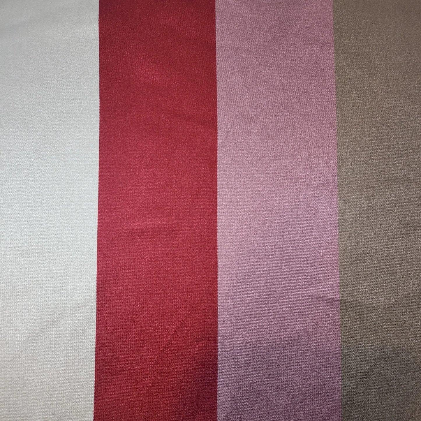 Ex-Designer Stock Upholstery Fabrics – 58" Wide Premium Chenille, Velvet, Linen & Tweed for Soft Furnishing & Crafts