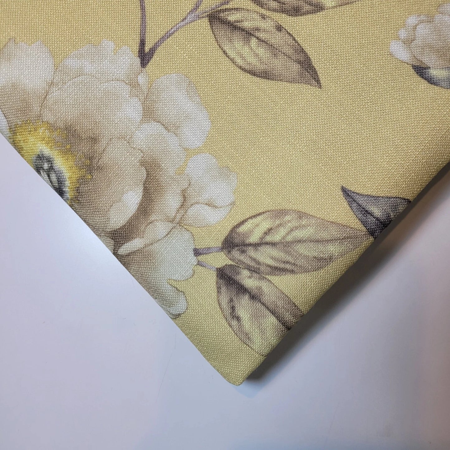 Ex-Designer Stock Upholstery Fabrics – 58" Wide Premium Chenille, Velvet, Linen & Tweed for Soft Furnishing & Crafts