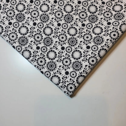 Quilting Cotton Fabric Floral Dress Craft Costume Patchwork Material 44" Wide By The Meter
