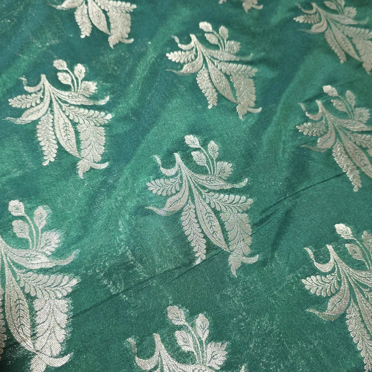 Floral Gold Jacquard Banaras Brocade Dress Craft Fabric 44