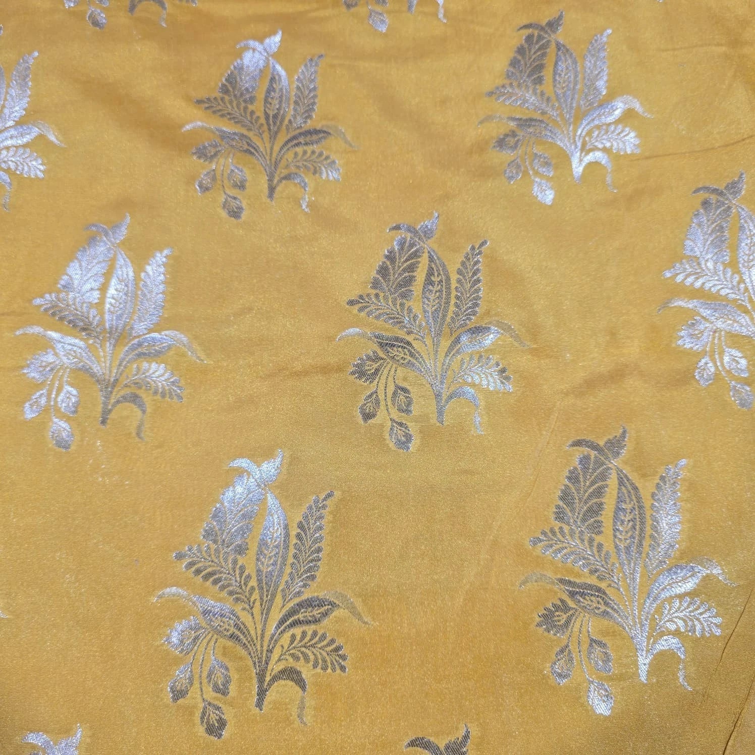 Floral Gold Jacquard Banaras Brocade Dress Craft Fabric 44