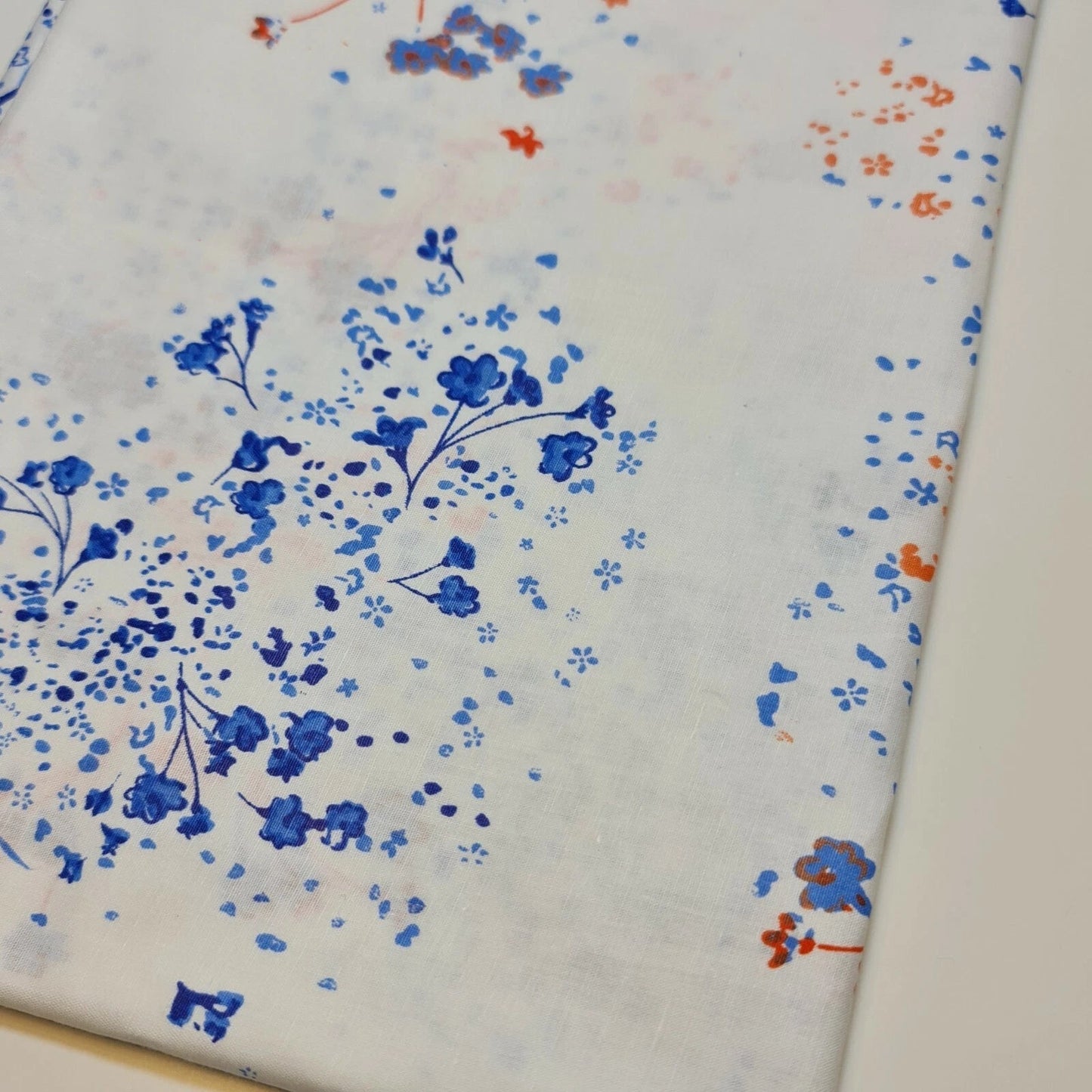 100% Cotton Printed Fabric | Leopard, Ditsy, Vintage, Polka & Rose Floral Designs – 44" (112cm) Wide Soft Dressmaking & Craft Material – Sold by the Metre