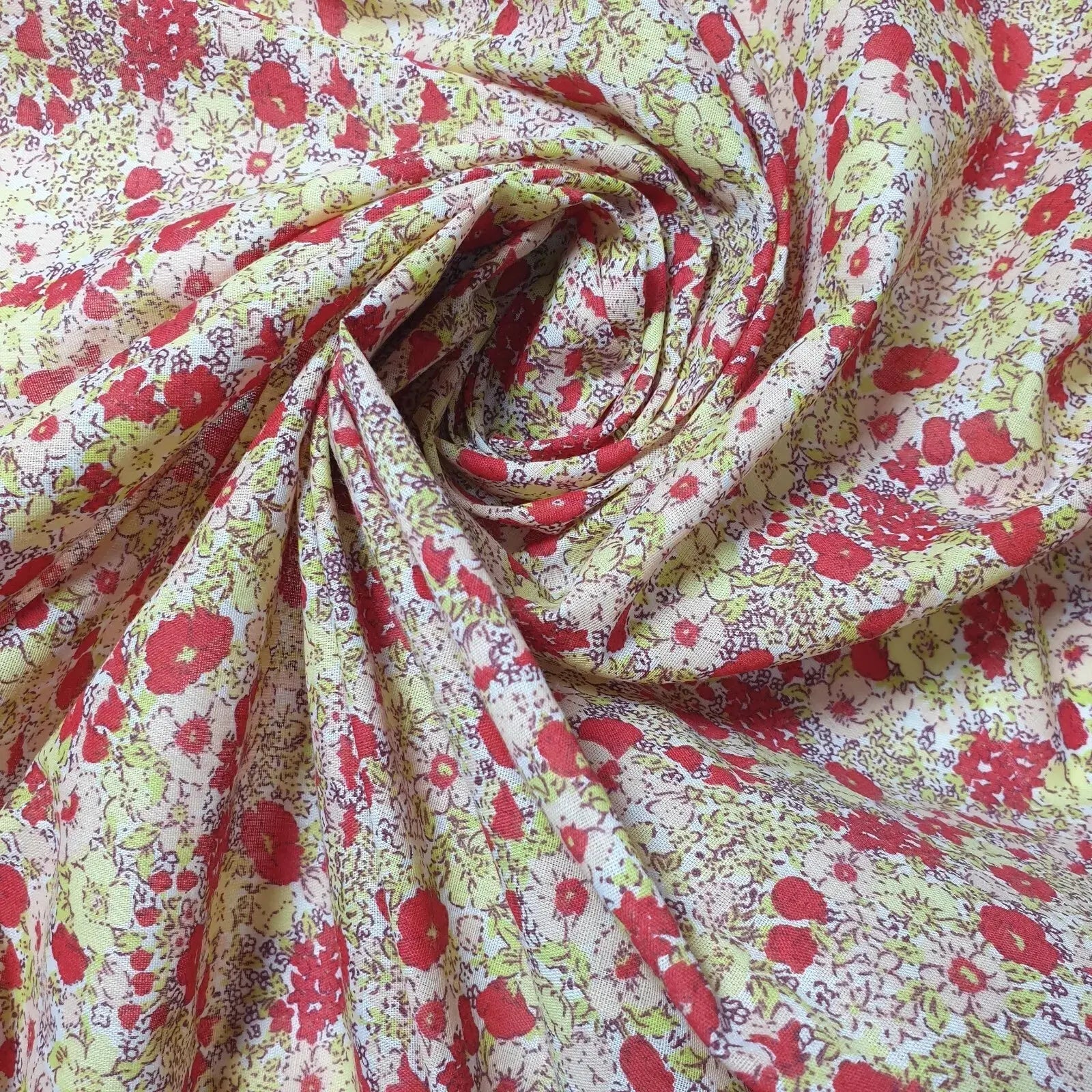 Hibiscus Floral Printed Polycotton Fabric | 44" (112cm) Wide Dressmaking & Craft Material – Sold by the Metre