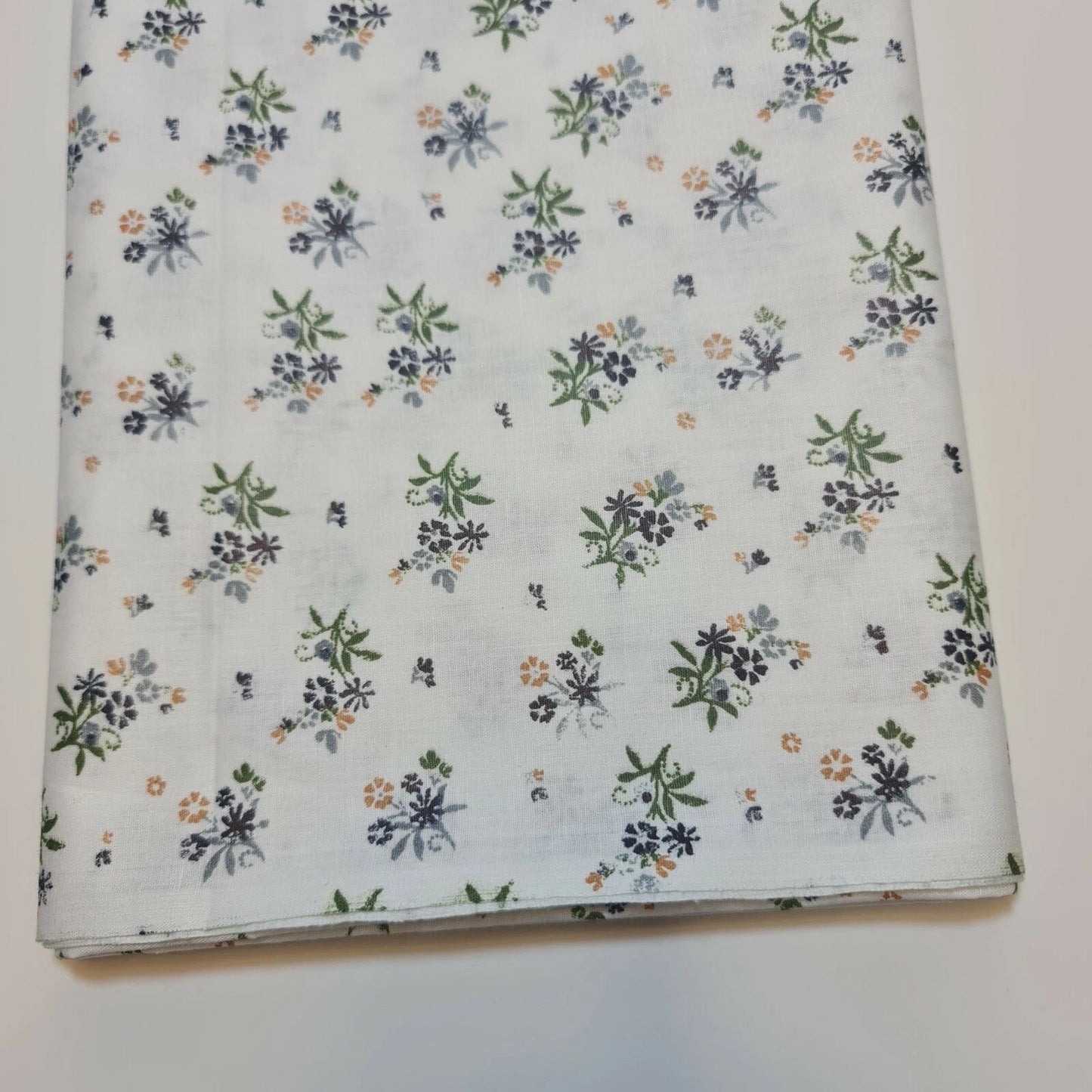 100% Cotton Printed Fabric | Leopard, Ditsy, Vintage, Polka & Rose Floral Designs – 44" (112cm) Wide Soft Dressmaking & Craft Material – Sold by the Metre