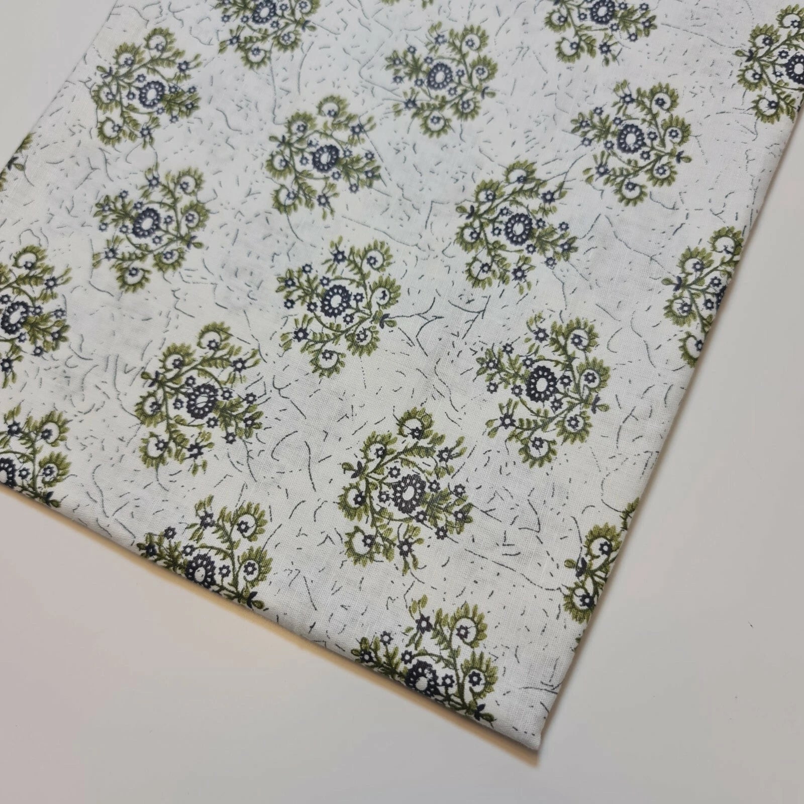 100% Cotton Printed Fabric | Leopard, Ditsy, Vintage, Polka & Rose Floral Designs – 44" (112cm) Wide Soft Dressmaking & Craft Material – Sold by the Metre