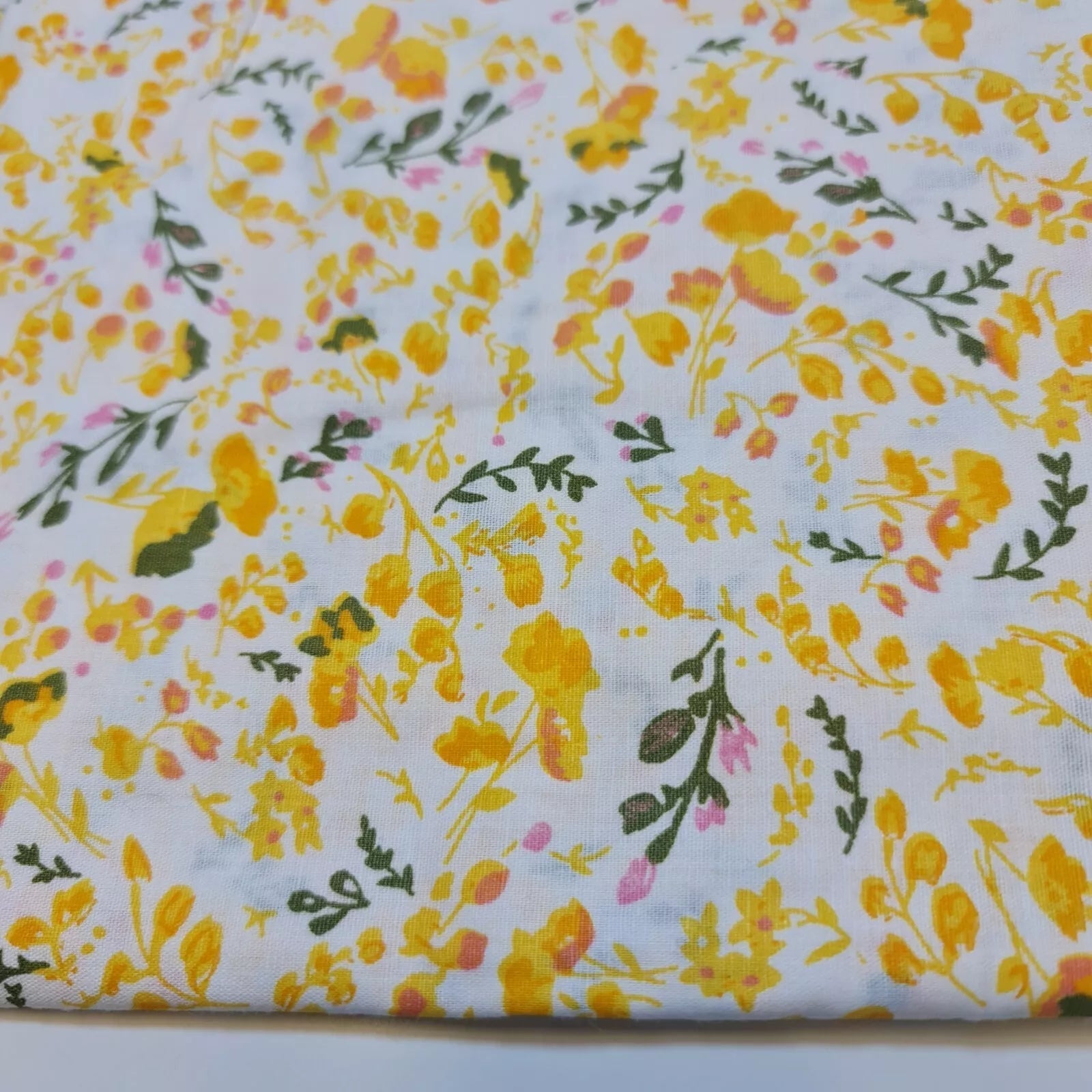 100% Cotton Printed Fabric | Leopard, Ditsy, Vintage, Polka & Rose Floral Designs – 44" (112cm) Wide Soft Dressmaking & Craft Material – Sold by the Metre