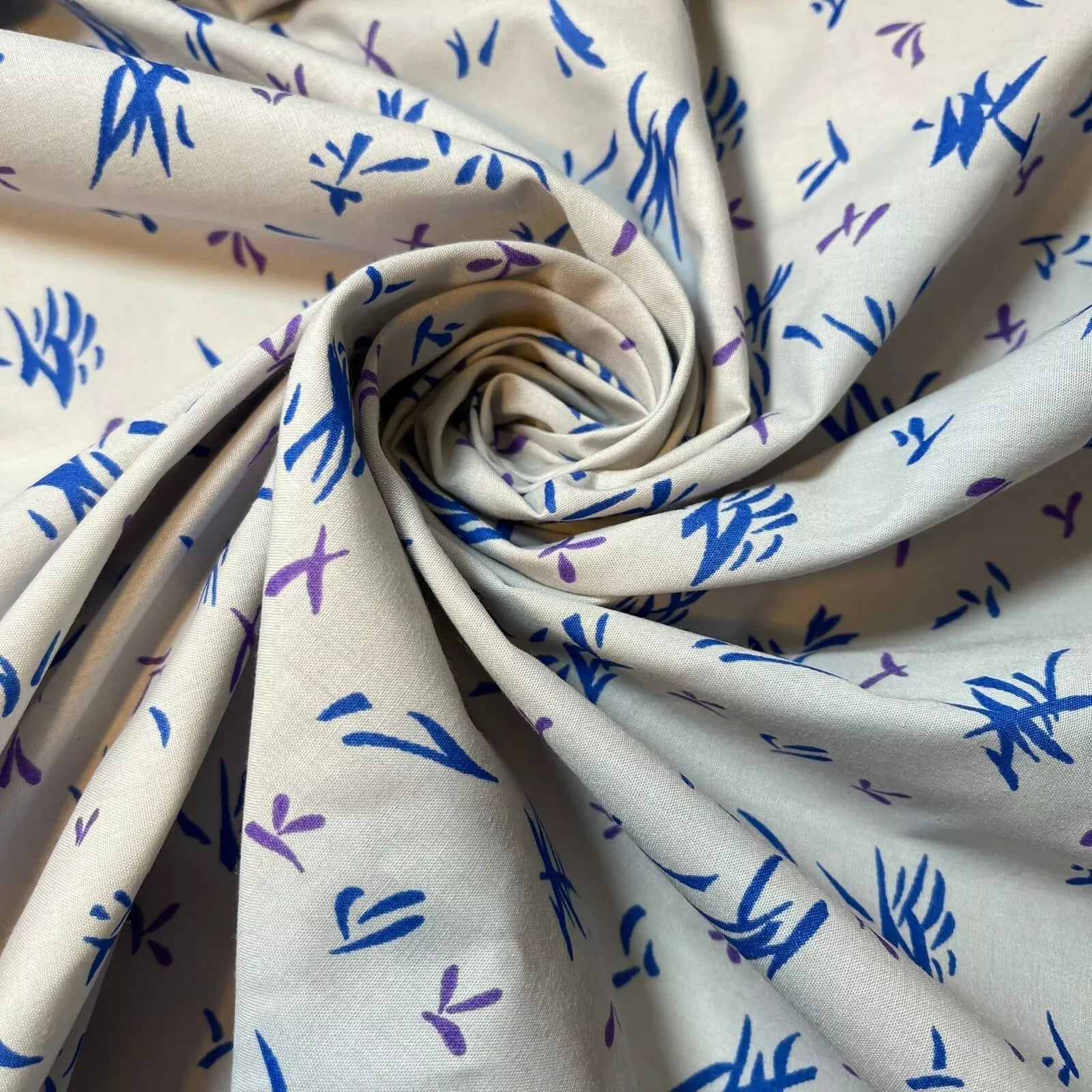 100% Cotton Vintage Floral Fabric | 44