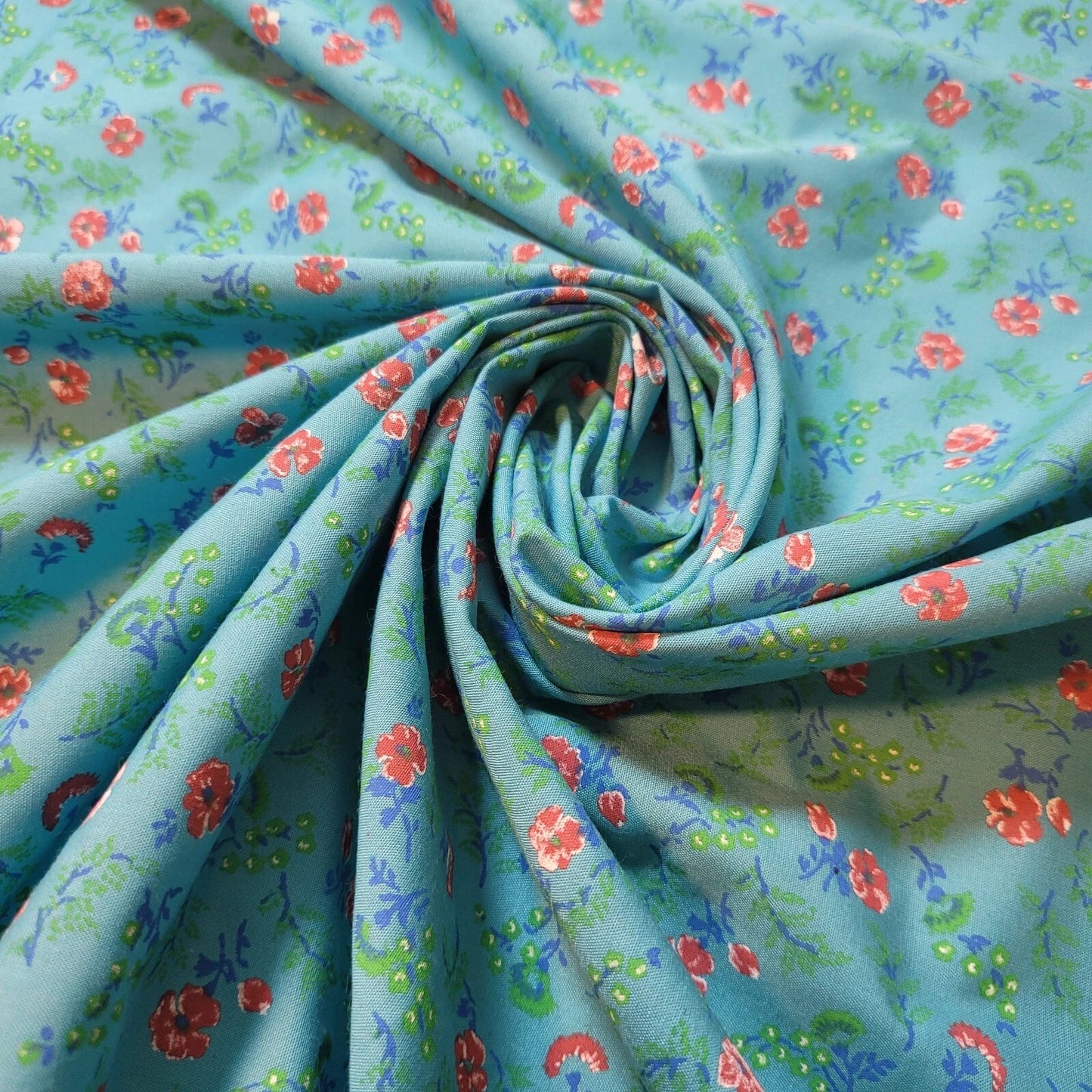 100% Cotton Vintage Floral Fabric | 44" (112cm) Wide Novelty Print for Dressmaking, Quilting & Craft Material – Sold by the Metre  Turquoise Floral #2