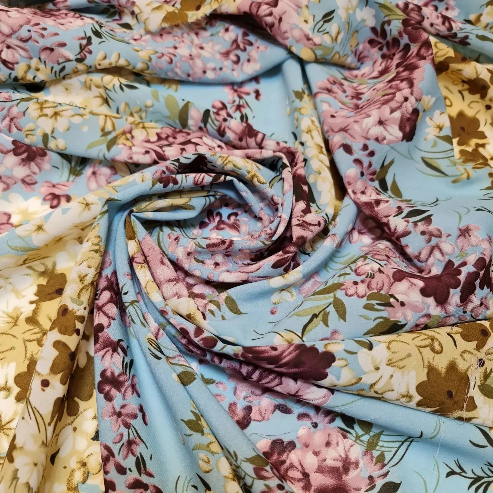 Floral, Animal & Paisley Printed Fabric | 58