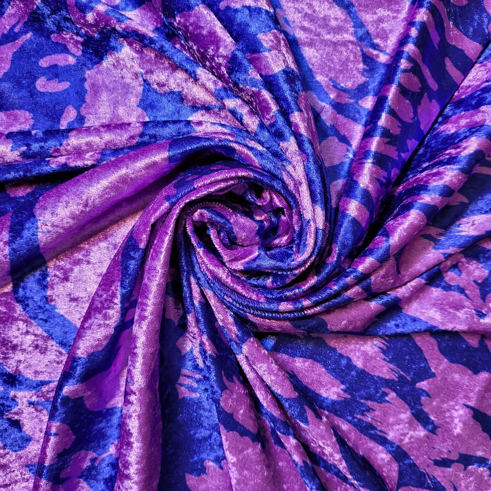 Stretch Animal & Floral Printed Velvet Fabric | 58