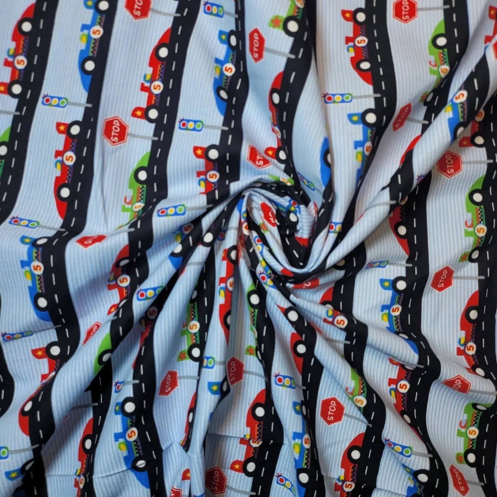 100% Cotton Quilting Fabric | Floral Dress, Craft, Costume & Patchwork Material – 44