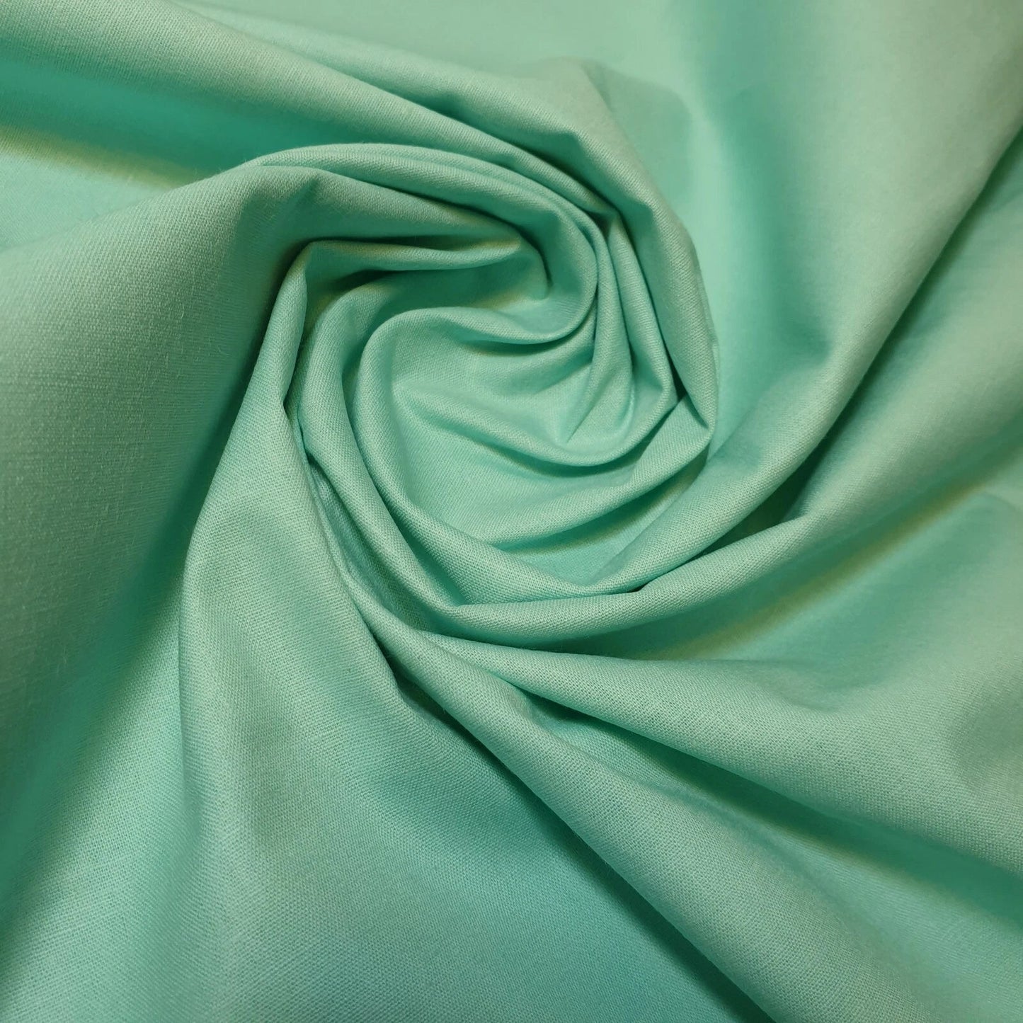 Clearance 100% Cotton Plain Solid Fabric | 44" (112cm) Wide Quilting, Dressmaking & Craft Material – 23-Metre Bolt  Mint
