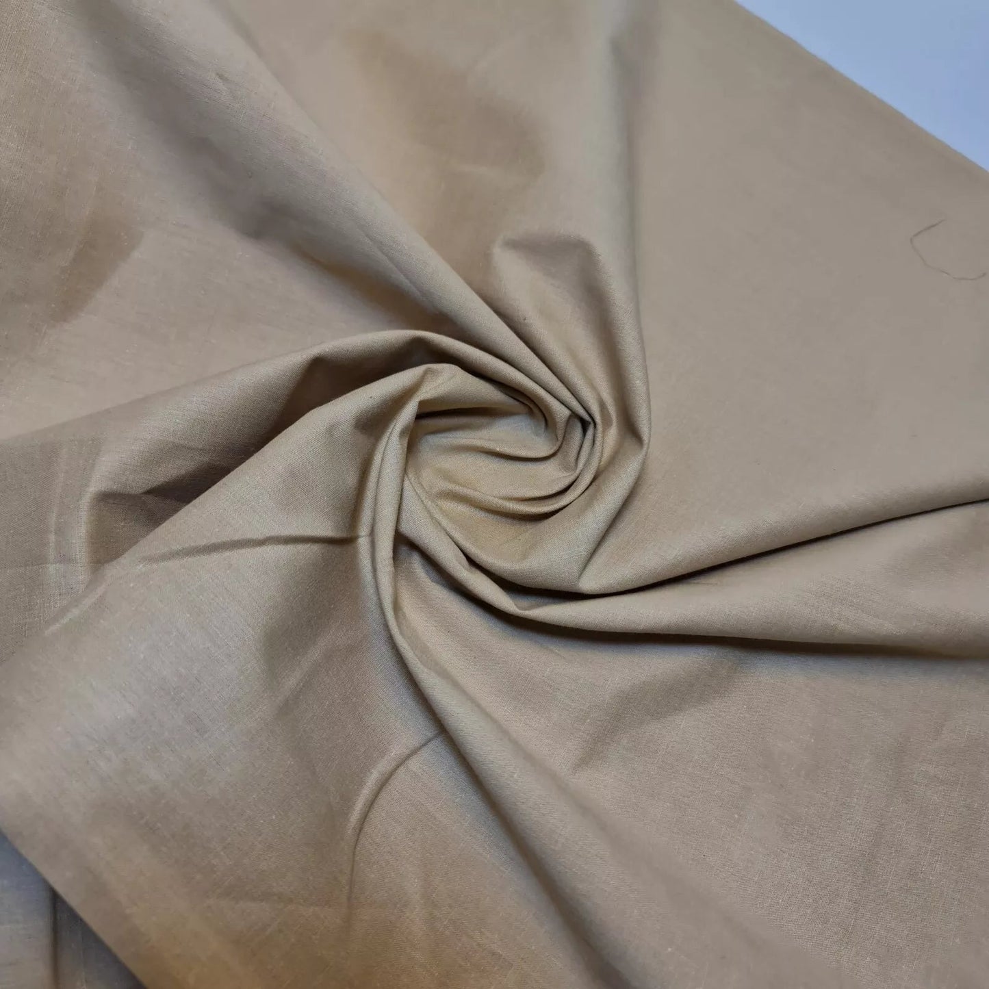 Clearance 100% Cotton Plain Solid Fabric | 44" (112cm) Wide Quilting, Dressmaking & Craft Material – 23-Metre Bolt  Skin