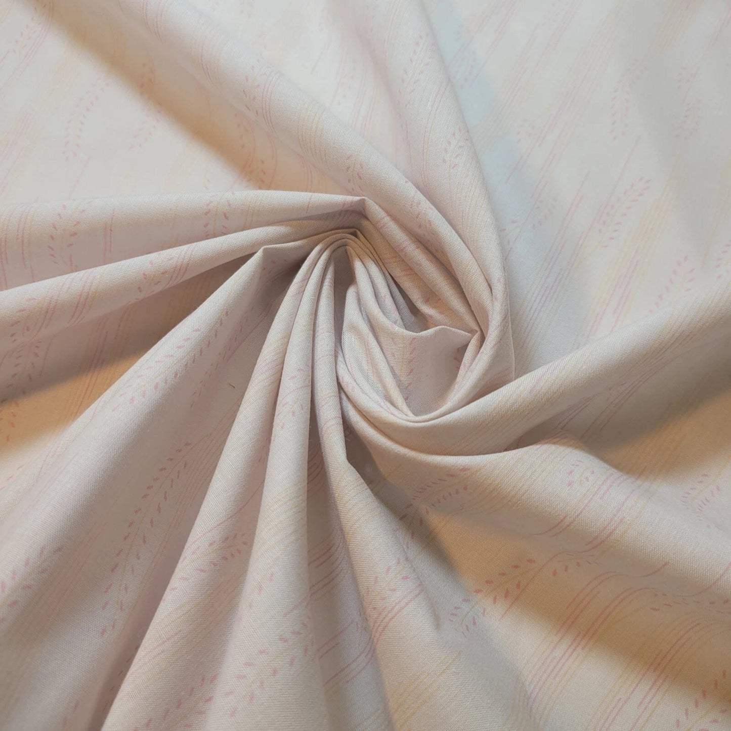 100% Cotton Vintage Floral Fabric | 44" (112cm) Wide Novelty Print for Dressmaking, Quilting & Craft Material – Sold by the Metre  Skin Wild Floral