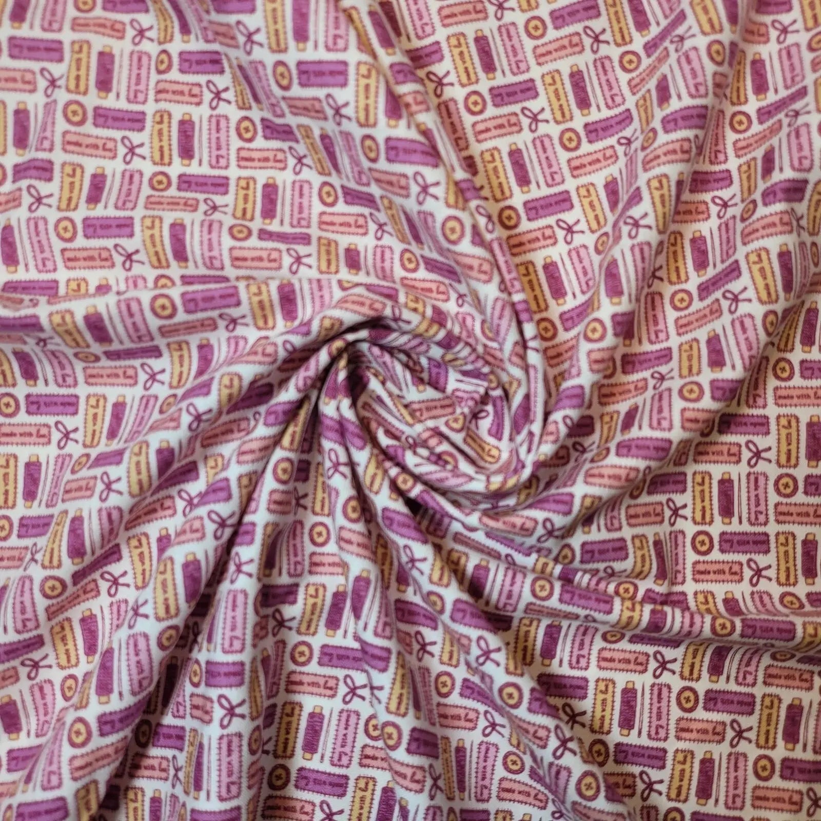 100% Cotton Quilting Fabric | Floral Dress, Craft, Costume & Patchwork Material – 44