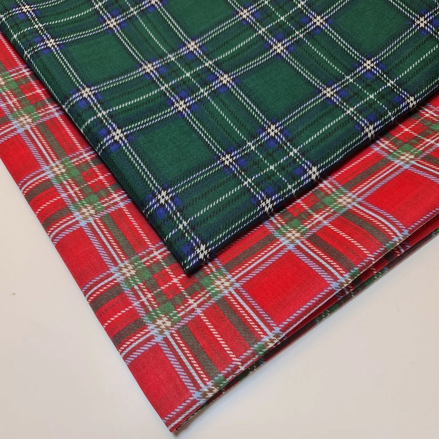 Tartan Printed Polycotton Fabric | 44" (112cm) Wide Dressmaking & Craft Material – Sold by the Metre
