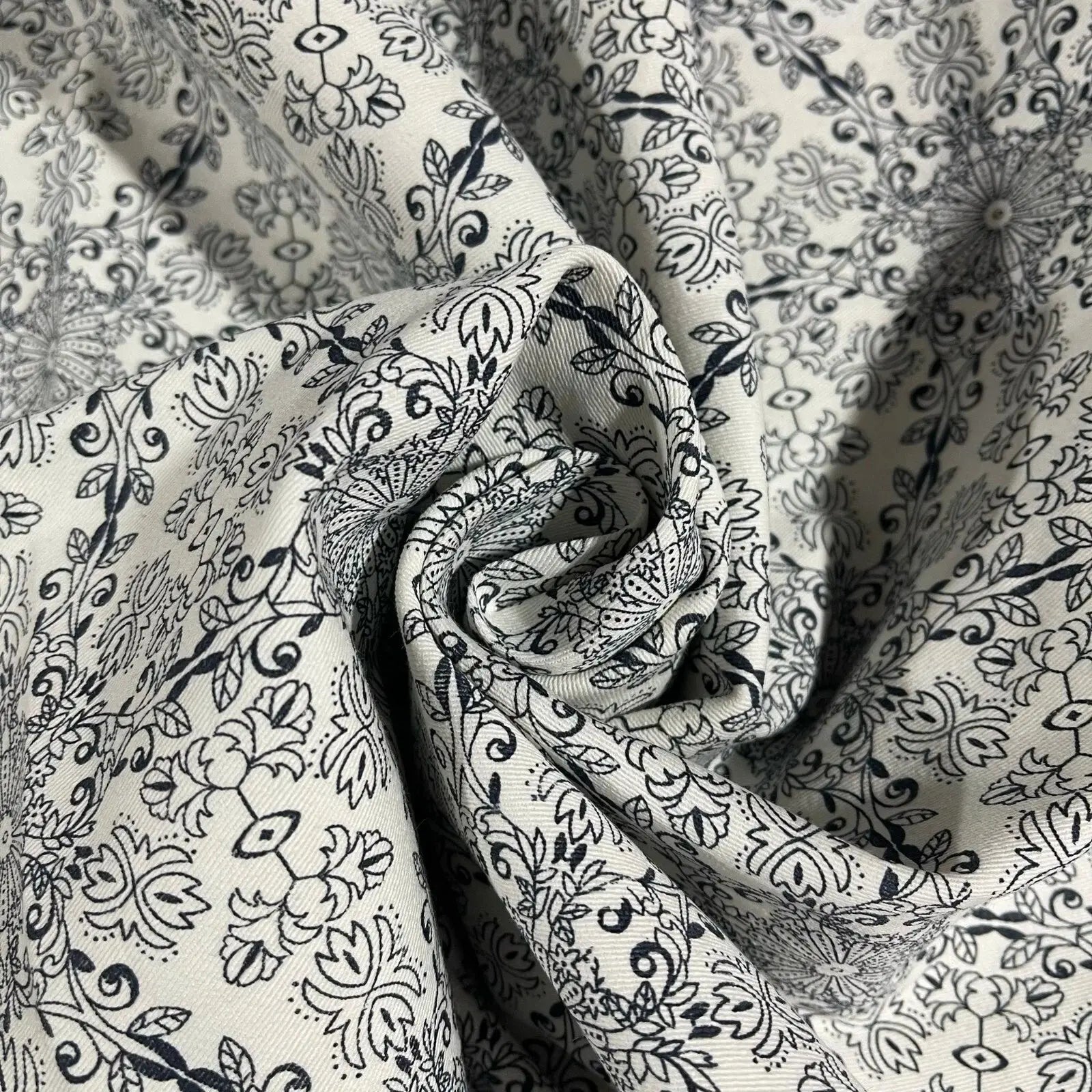 Floral 100% Cotton Paisley Fabric | 44