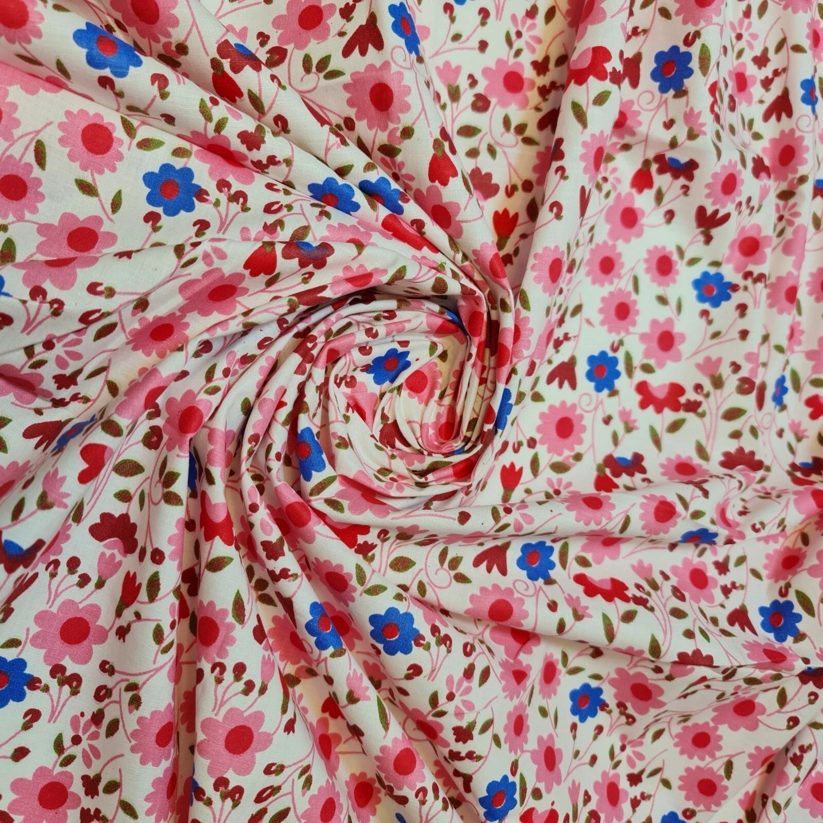 100% Cotton Printed Fabric | Leopard, Ditsy, Vintage, Polka & Rose Floral Designs – 44