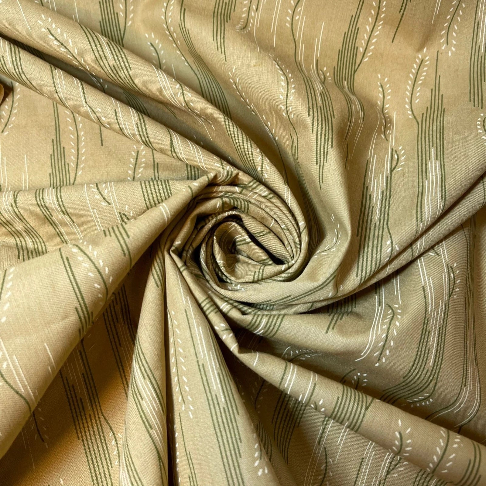 100% Cotton Vintage Floral Fabric | 44