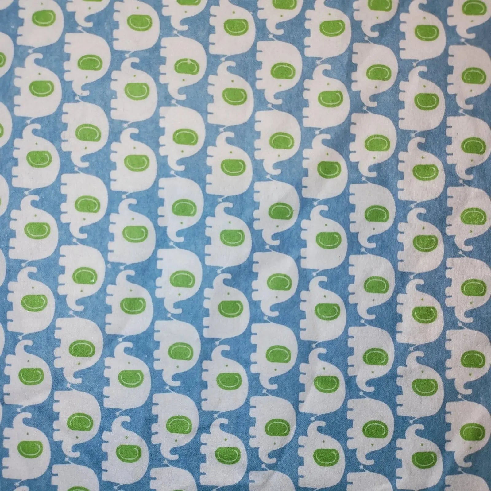 100% Cotton Brushed Flannel Winceyette Fabric | 44" (112cm) Wide Printed Quilting, Sewing & Craft Material – Sold by the Meter