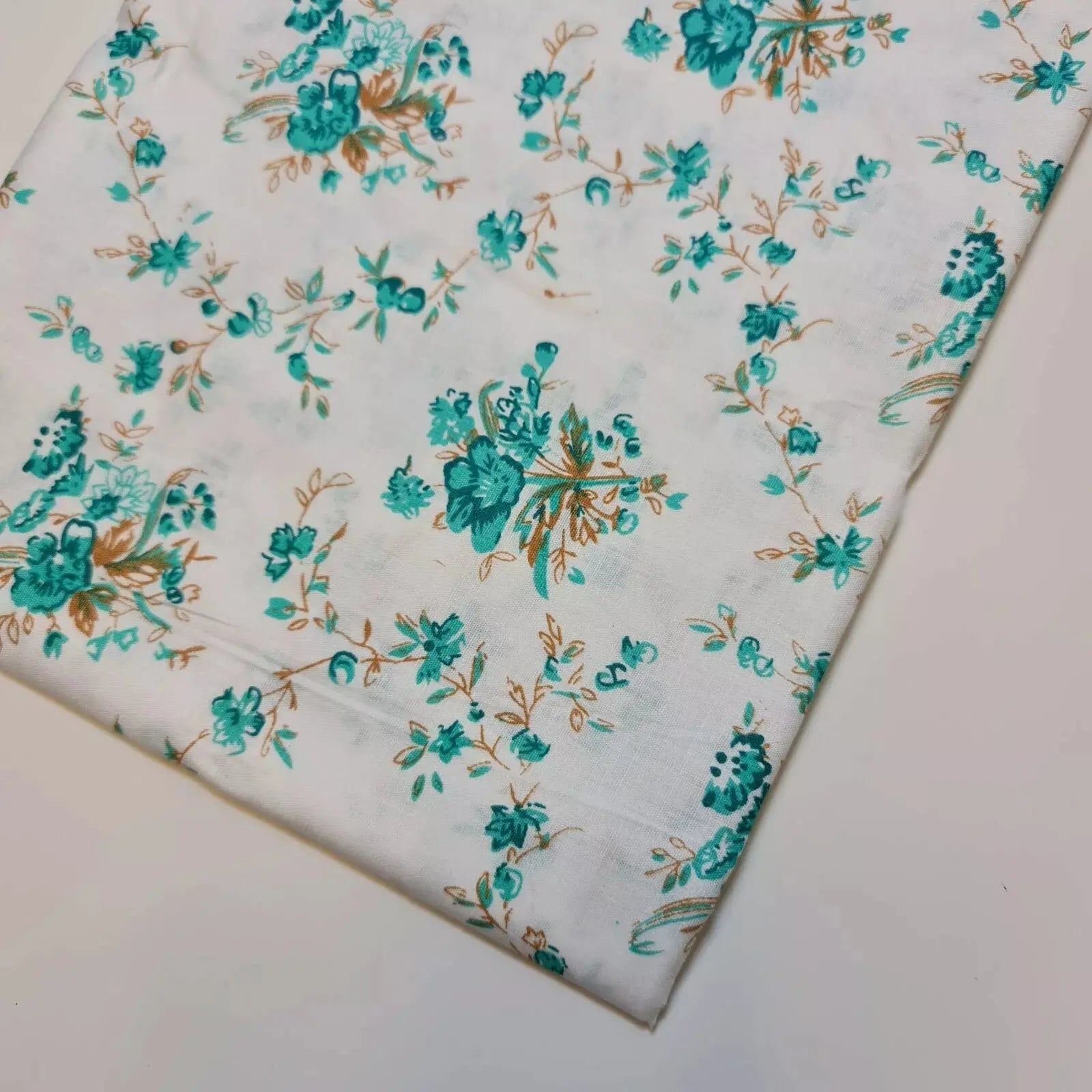 100% Cotton Printed Fabric | Leopard, Ditsy, Vintage, Polka & Rose Floral Designs – 44" (112cm) Wide Soft Dressmaking & Craft Material – Sold by the Metre
