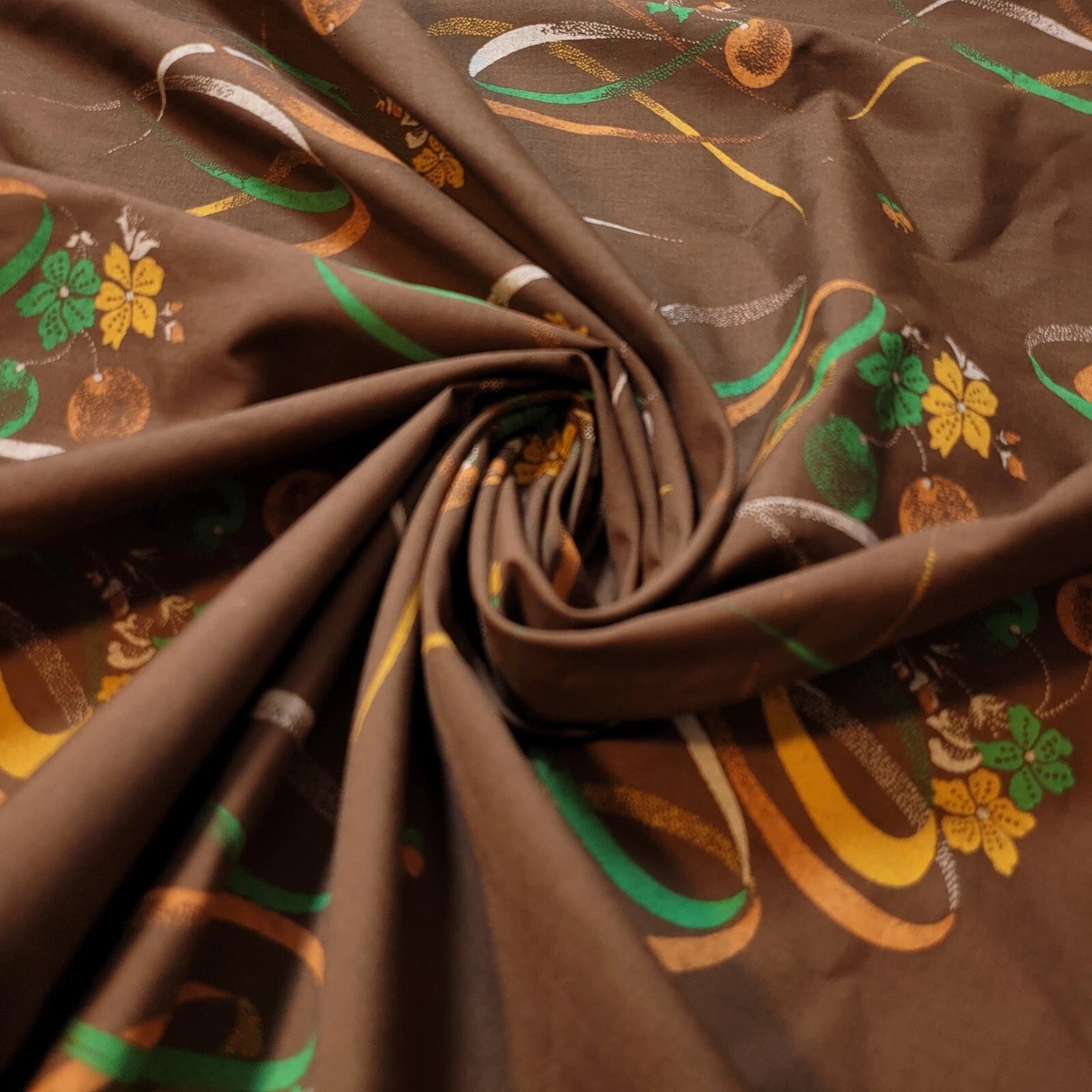 100% Cotton Vintage Floral Fabric | 44