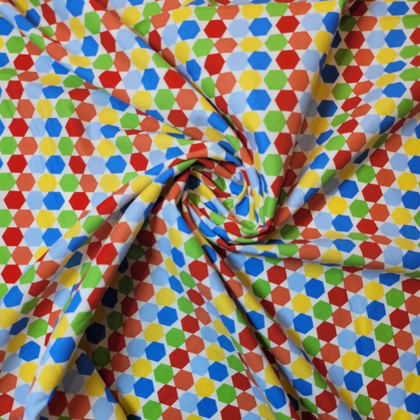 100% Cotton Quilting Fabric | Floral Dress, Craft, Costume & Patchwork Material – 44" (112cm) Wide – Sold by the Metre