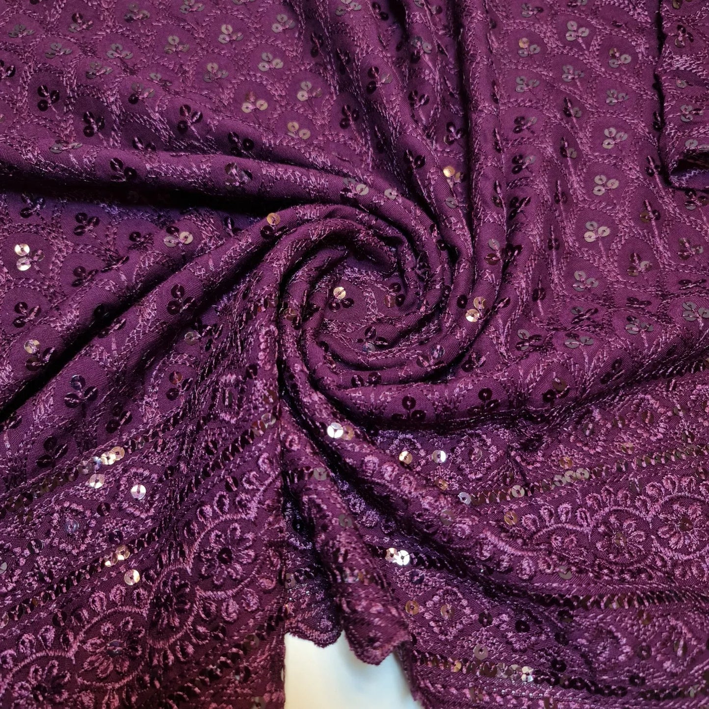 Broderie Anglaise Sequin Embroidery Viscose Fabric – 44" Wide Soft Dressmaking & Craft Material (23 Metre Roll)
