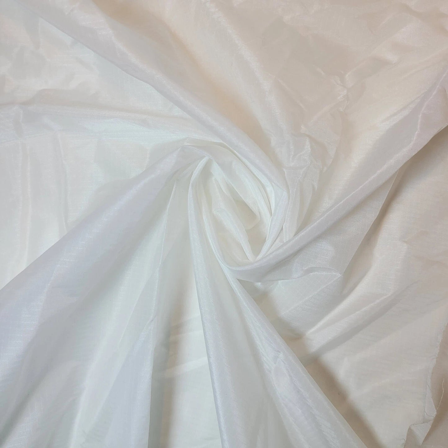 Habotai Lightweight Satin Fabric – 58" Wide Anti-Static Lining for Dresses, Skirts, Jackets & Décor by the Metre