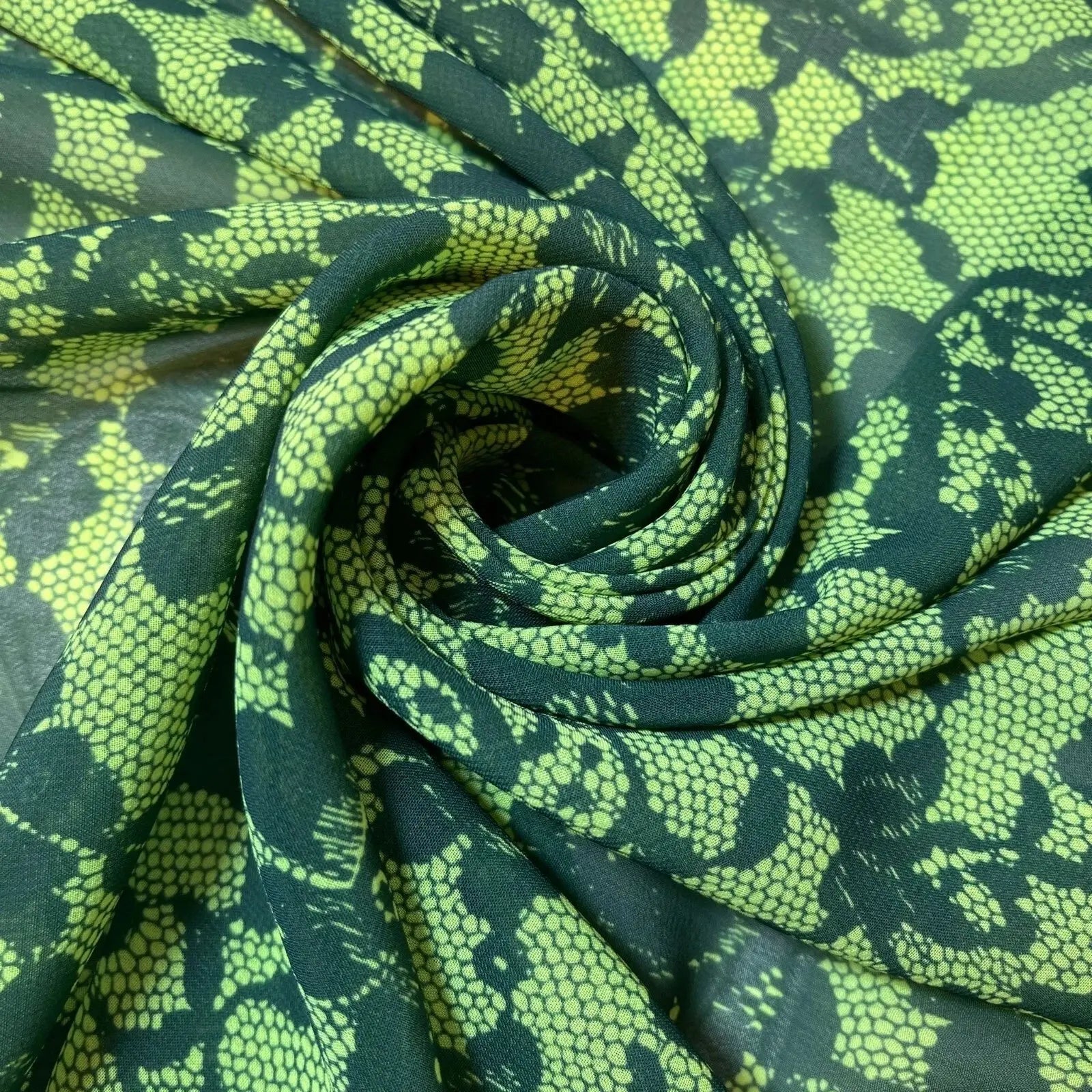 Floral, Animal & Paisley Printed Fabric | 58