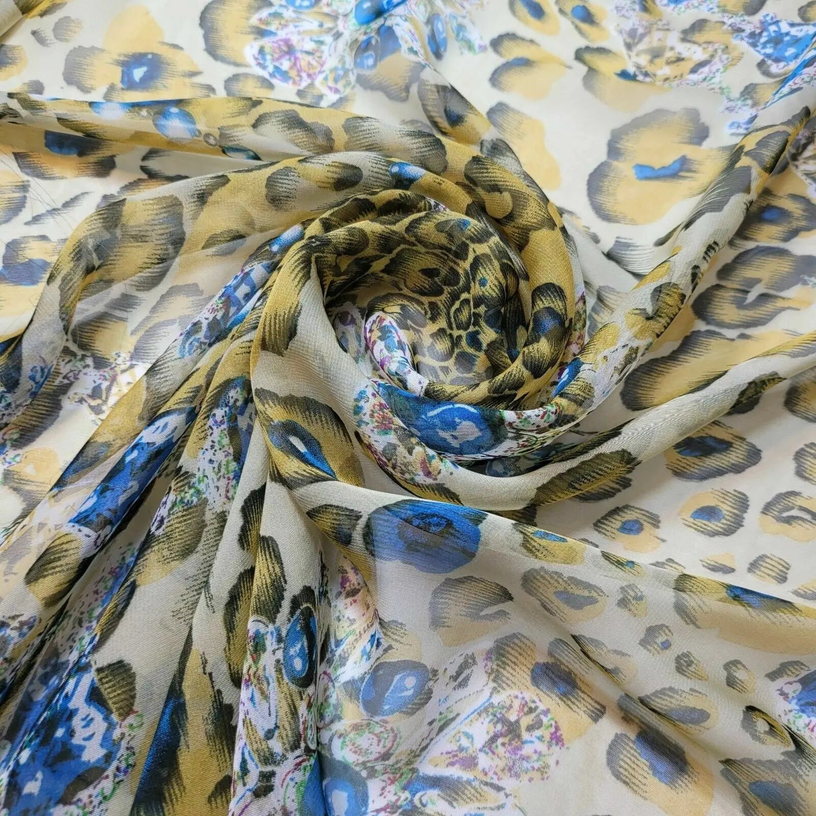 Floral, Animal & Paisley Printed Fabric | 58" (147cm) Wide Georgette, Chiffon & Crepe Dressmaking Material – Sold by the Metre