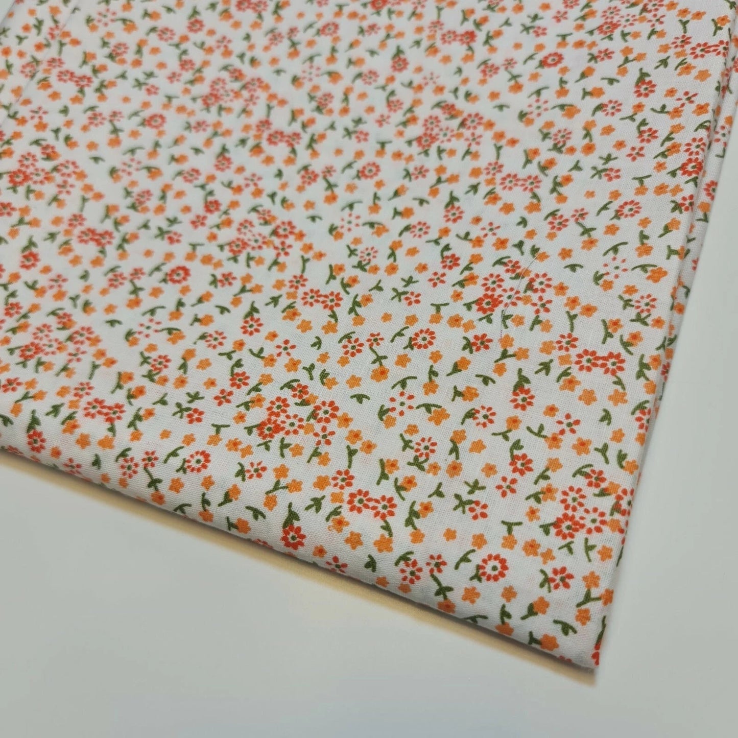 100% Cotton Printed Fabric | Leopard, Ditsy, Vintage, Polka & Rose Floral Designs – 44" (112cm) Wide Soft Dressmaking & Craft Material – Sold by the Metre