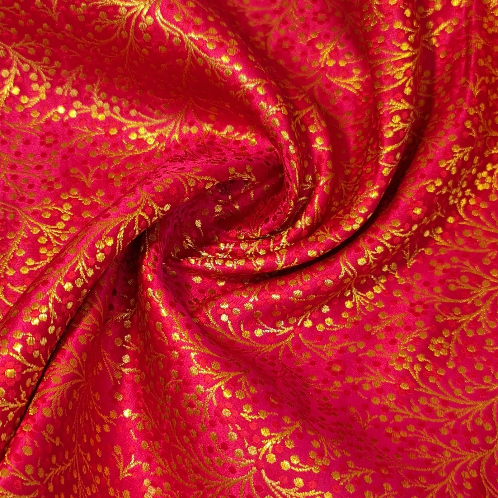 Ditsy Floral Brocade Jacquard Fabric | Indian Banarasi Style 44