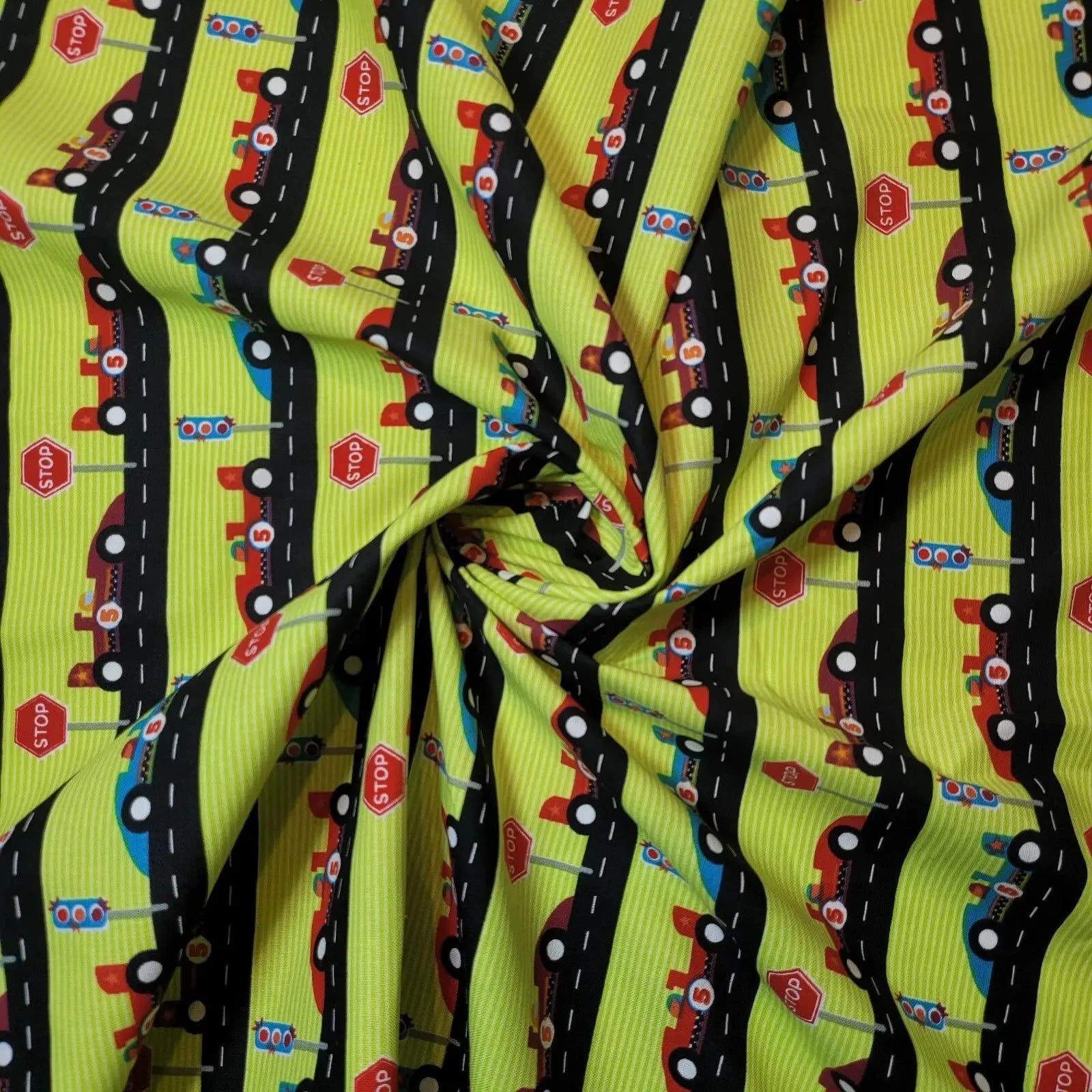 100% Cotton Quilting Fabric | Floral Dress, Craft, Costume & Patchwork Material – 44