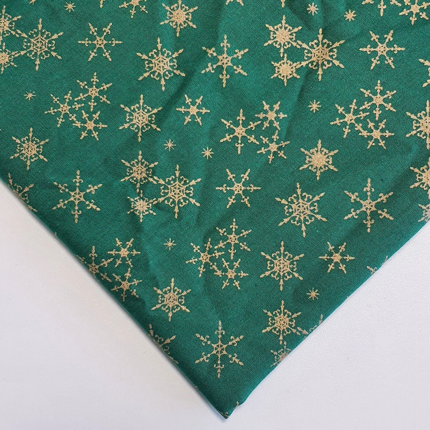 Festive Christmas Fabric – Sewing, Craft & Décor Material by the Meter (44"/58" Wide)