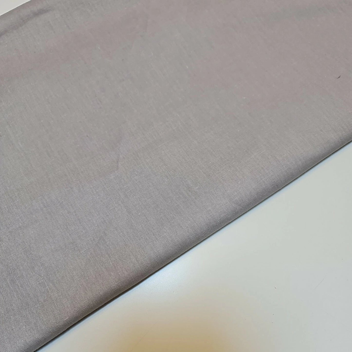 Clearance 100% Cotton Plain Solid Fabric | 44" (112cm) Wide Quilting, Dressmaking & Craft Material – 23-Metre Bolt