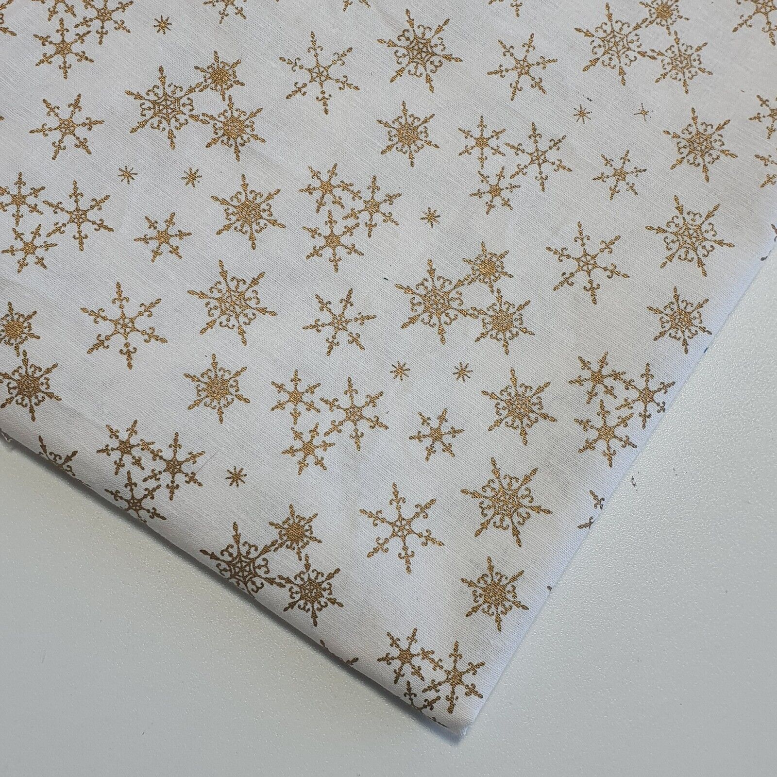 Festive Christmas Fabric – Sewing, Craft & Décor Material by the Meter (44