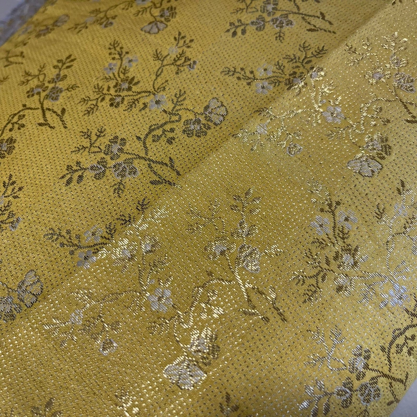 Metallic Floral Blossom Brocade Fabric – 112cm (44