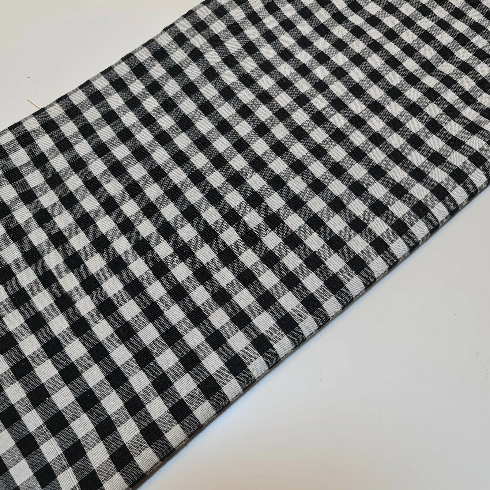 100% Cotton Gingham 1/8" Check Plaid Fabric | Parna Patka Dastaar Cloth for Sewing & Crafts – 23 Meter Roll