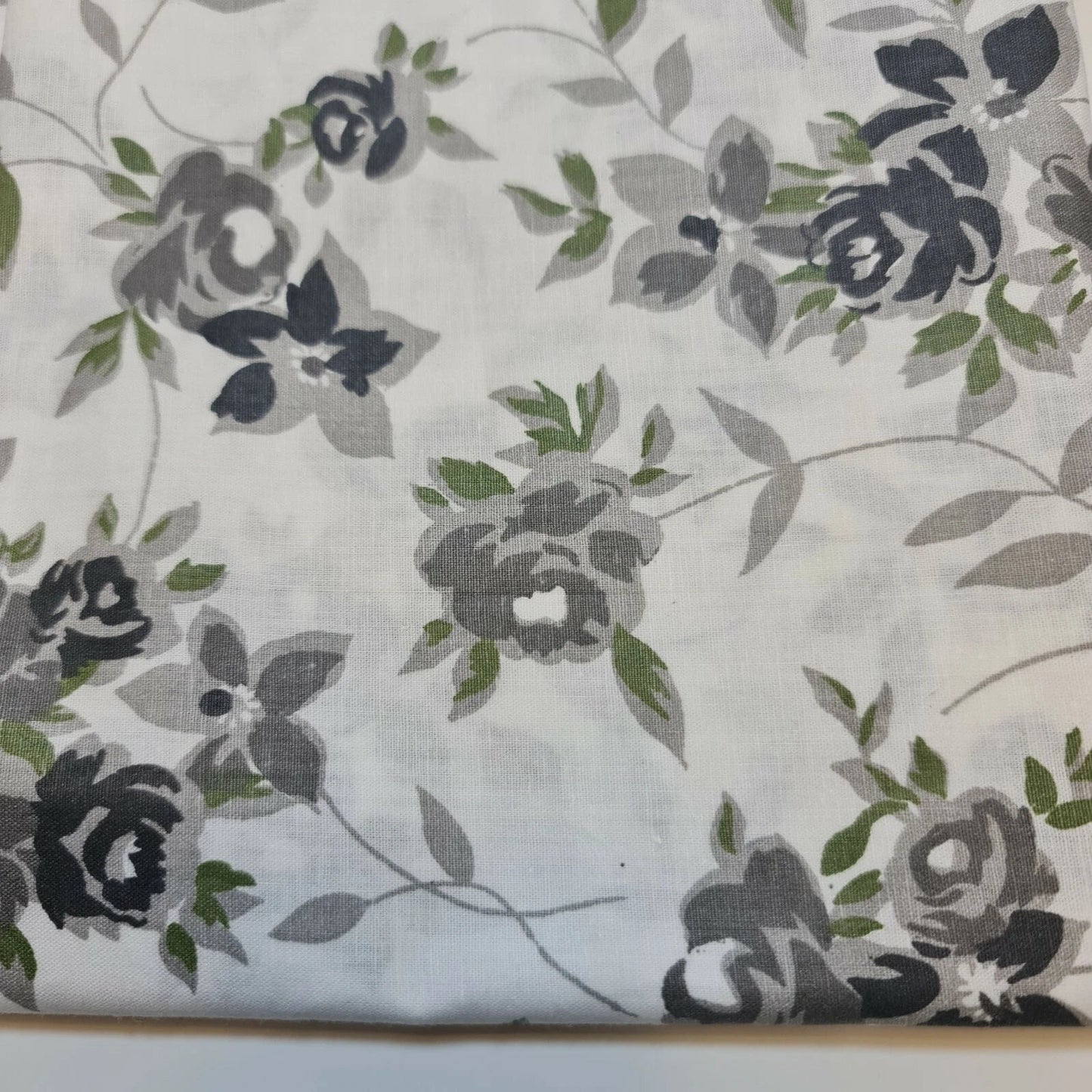 100% Cotton Printed Fabric | Leopard, Ditsy, Vintage, Polka & Rose Floral Designs – 44" (112cm) Wide Soft Dressmaking & Craft Material – Sold by the Metre