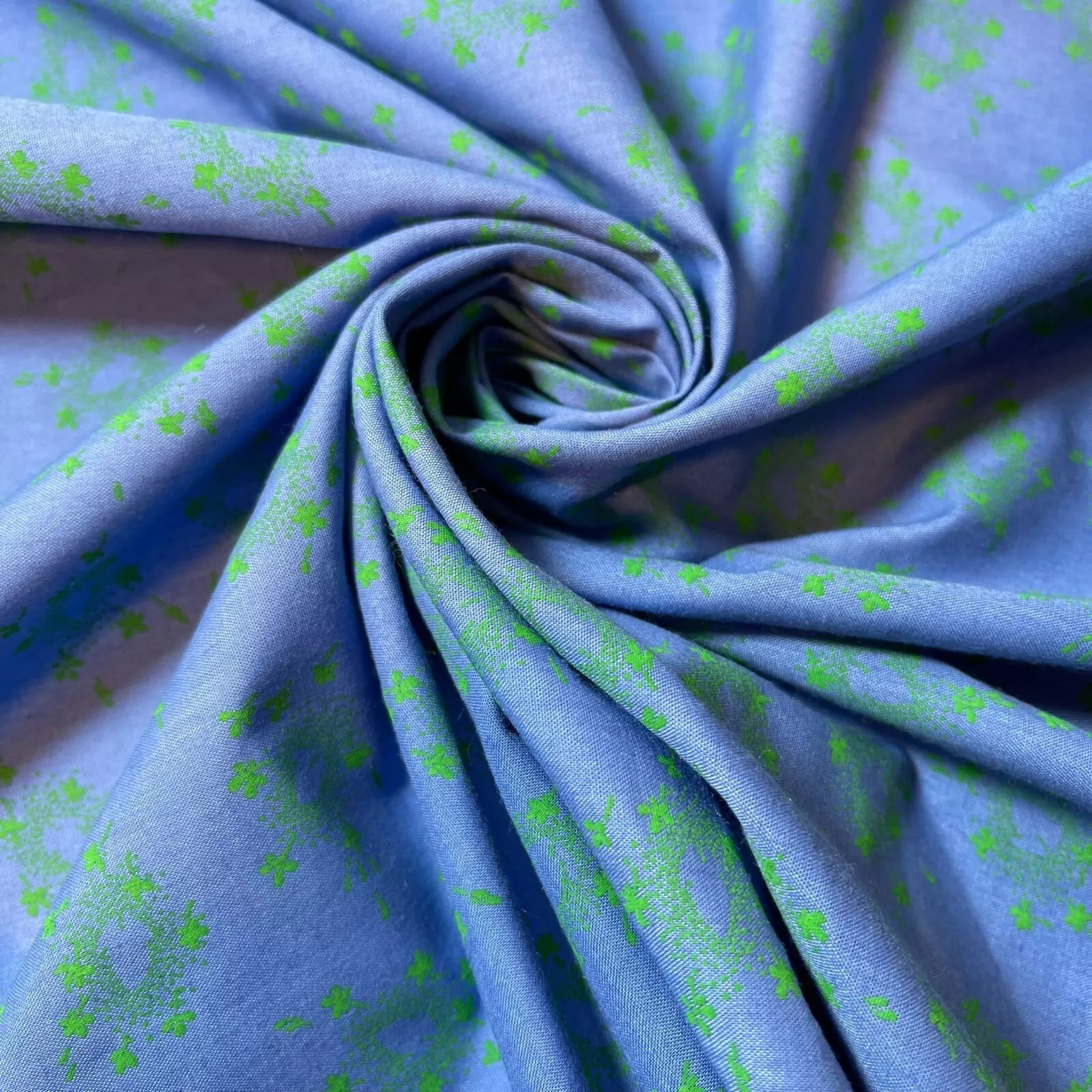 100% Cotton Vintage Floral Fabric | 44