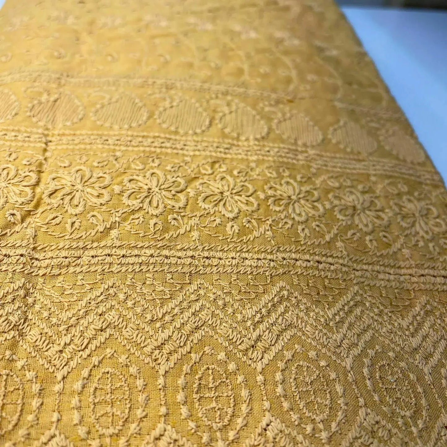 100% Cotton Lawn Broderie Anglaise Schiffli Embroidery Fabric | 44" (112cm) Wide Soft Dressmaking & Craft Material – Sold by the Meter
