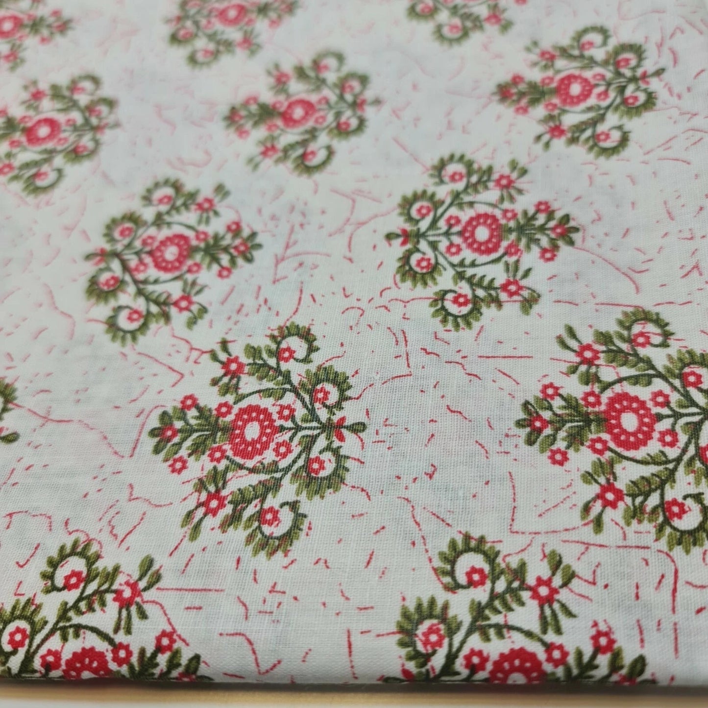 100% Cotton Printed Fabric | Leopard, Ditsy, Vintage, Polka & Rose Floral Designs – 44" (112cm) Wide Soft Dressmaking & Craft Material – Sold by the Metre