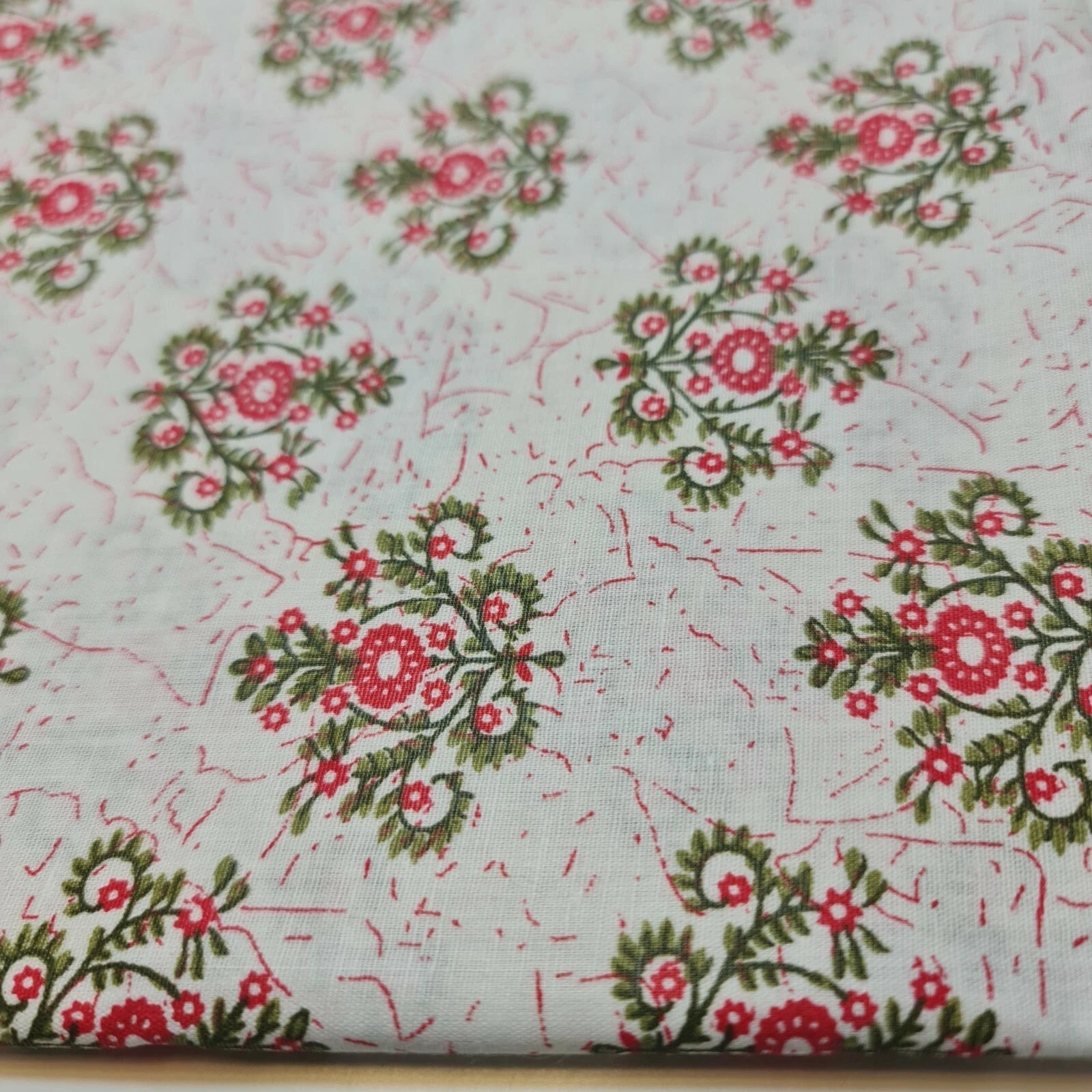 100% Cotton Printed Fabric | Leopard, Ditsy, Vintage, Polka & Rose Floral Designs – 44" (112cm) Wide Soft Dressmaking & Craft Material – Sold by the Metre
