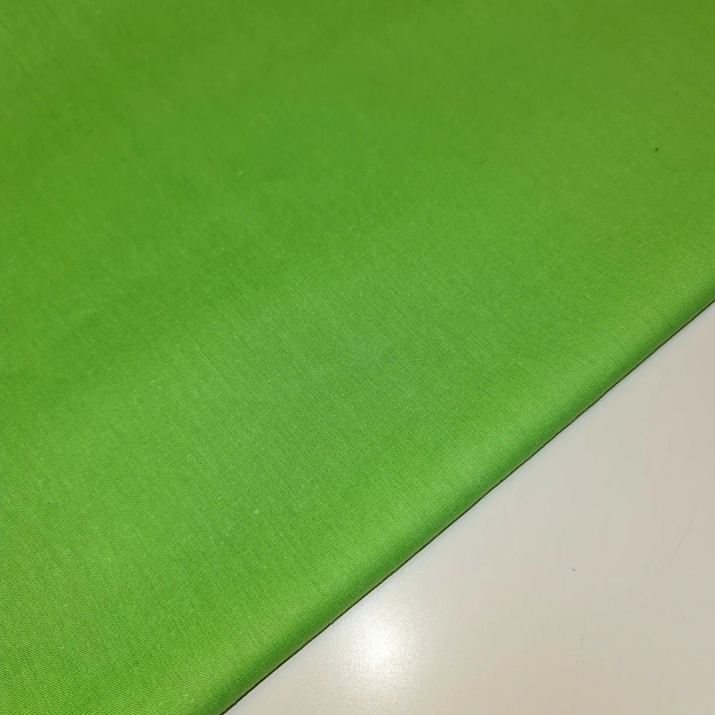 Clearance 100% Cotton Plain Solid Fabric | 44" (112cm) Wide Quilting, Dressmaking & Craft Material – 23-Metre Bolt