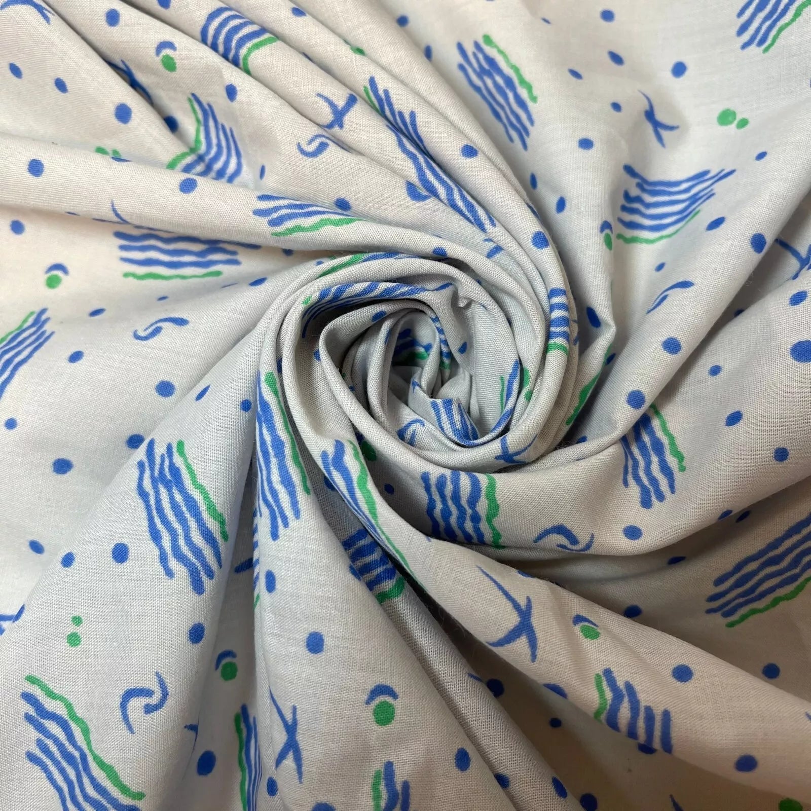 100% Cotton Vintage Floral Fabric | 44