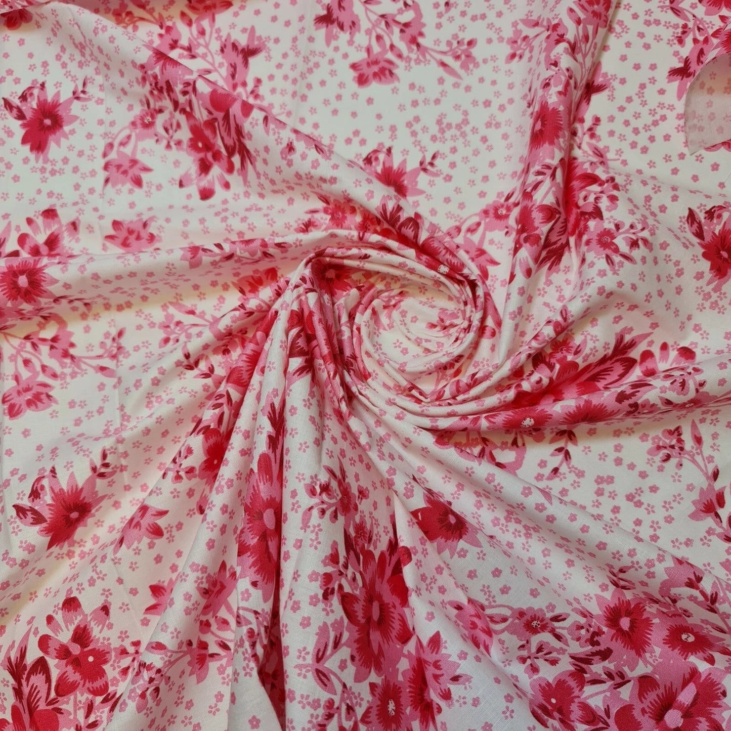 100% Cotton Printed Fabric | Leopard, Ditsy, Vintage, Polka & Rose Floral Designs – 44" (112cm) Wide Soft Dressmaking & Craft Material – Sold by the Metre  Roseberry Bloom Cascade