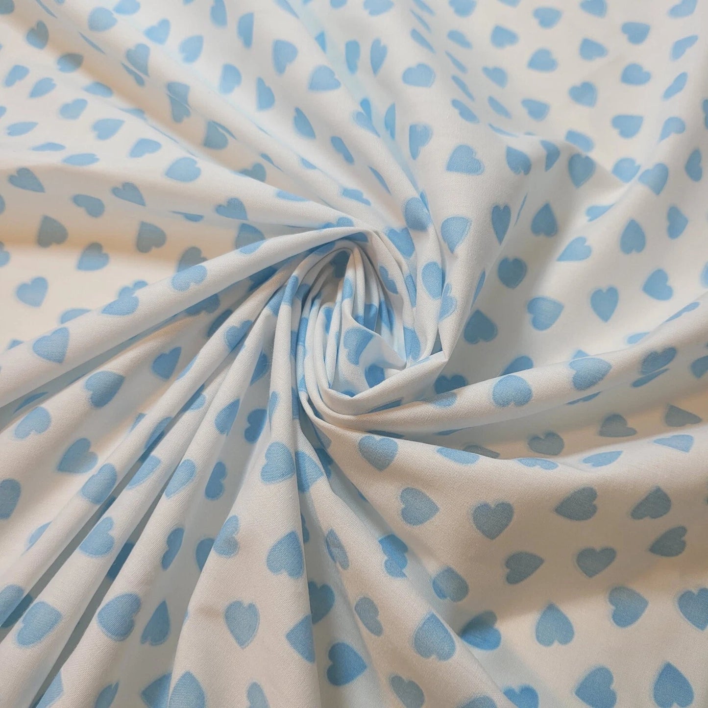 100% Cotton Vintage Floral Fabric | 44" (112cm) Wide Novelty Print for Dressmaking, Quilting & Craft Material – Sold by the Metre  Blue Heart