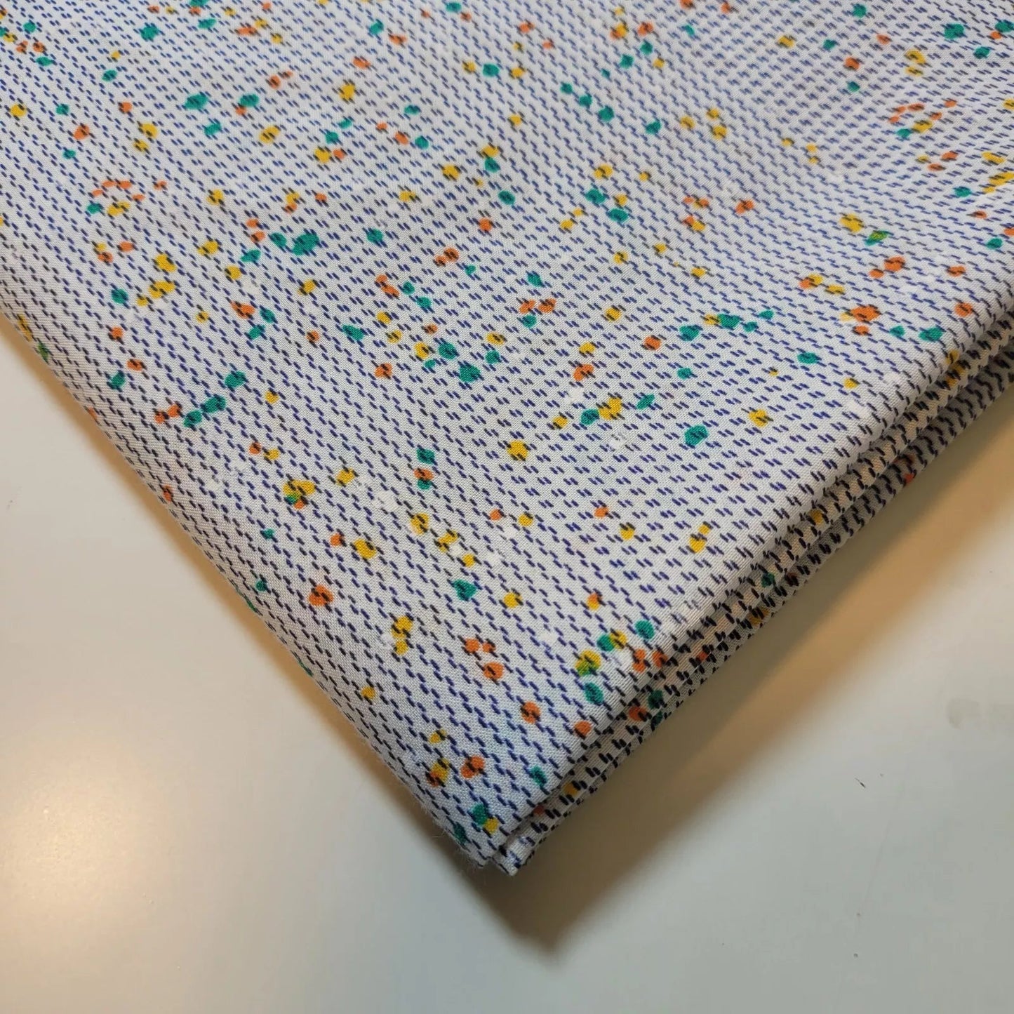 100% Cotton Vintage Floral Fabric | 44" (112cm) Wide Novelty Print for Dressmaking, Quilting & Craft Material – Sold by the Metre